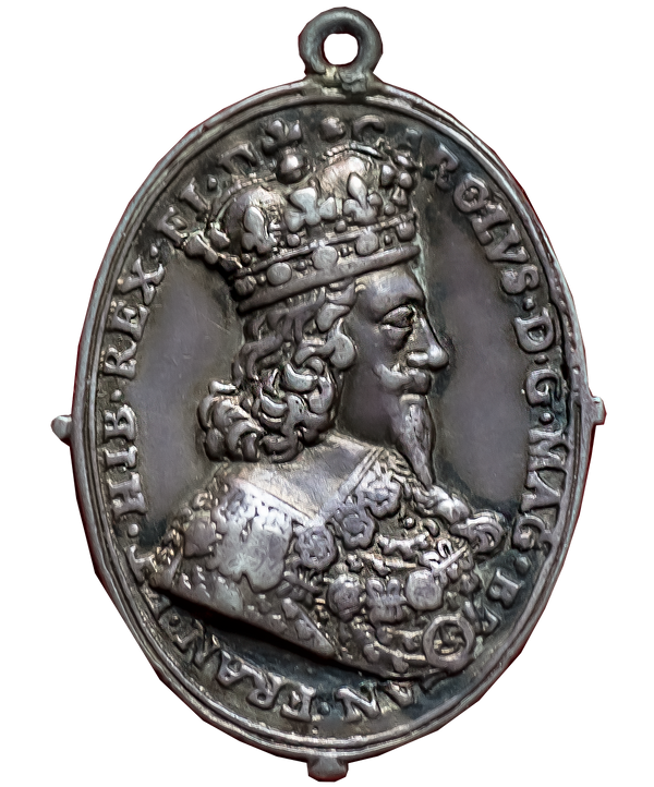 1642 - 49 Charles I and Henrietta Maria Royalist Badge