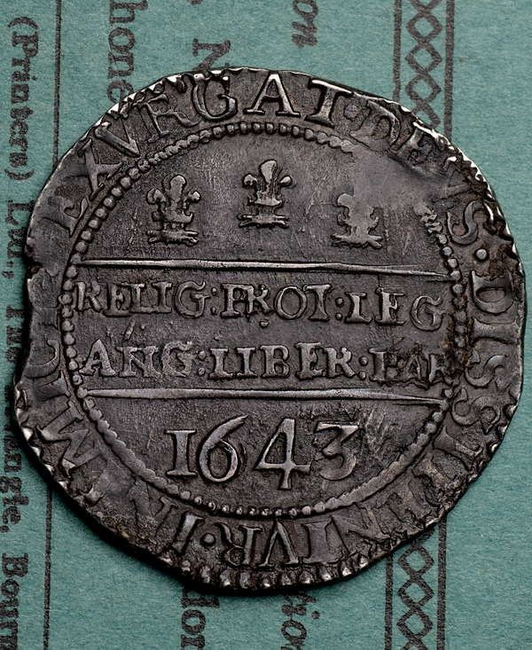1643 Charles I Oxford Mint Halfcrown - Bull 596e