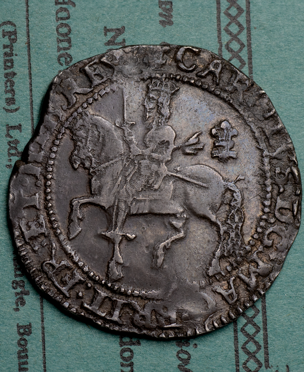 1643 Charles I Oxford Mint Halfcrown - Bull 596e